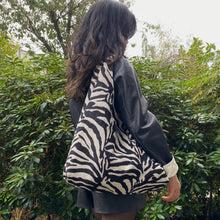 Load image into Gallery viewer, Large FRINO Tote - Zebra
