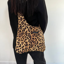 Load image into Gallery viewer, Crossbody JAZZ Tote - Leopard
