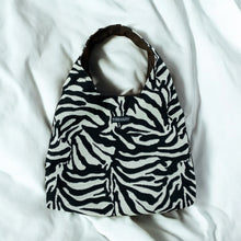 Load image into Gallery viewer, Large JAZZ Tote - Zebra
